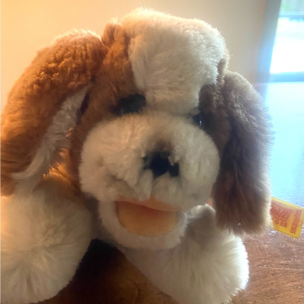 Adorable Vintage Steiff Stuffed Dog
